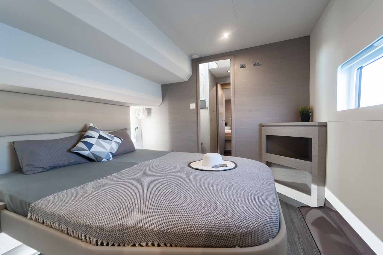 Fountaine Pajot MY6 — photo 34