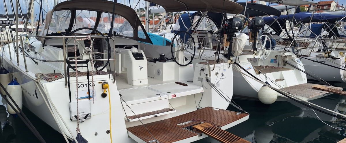 Sun Odyssey 440 - 4 cab. — photo 3