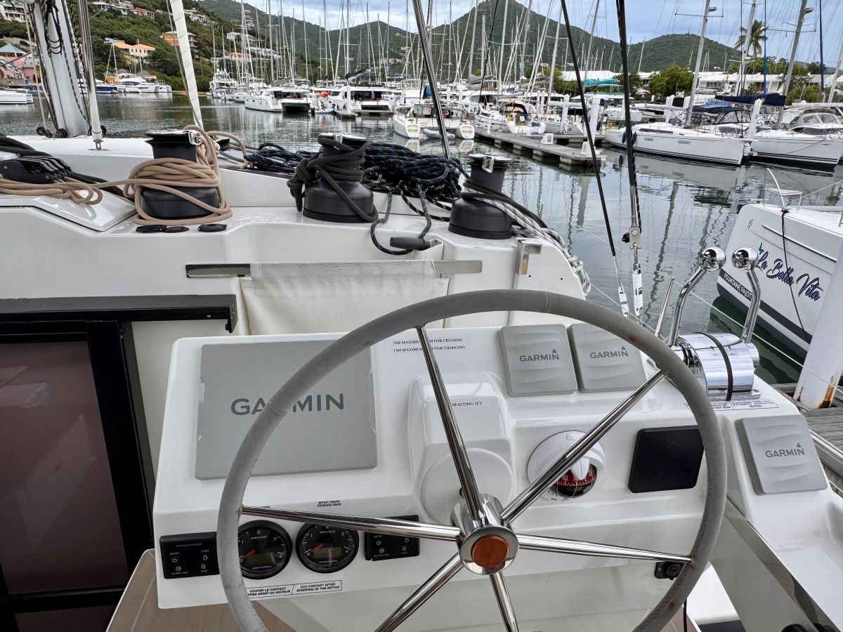 Fountaine Pajot Aura 51 — photo 9