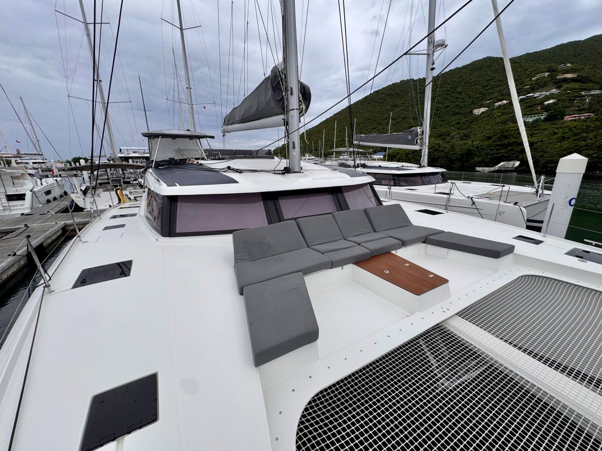 Fountaine Pajot Aura 51 — photo 12
