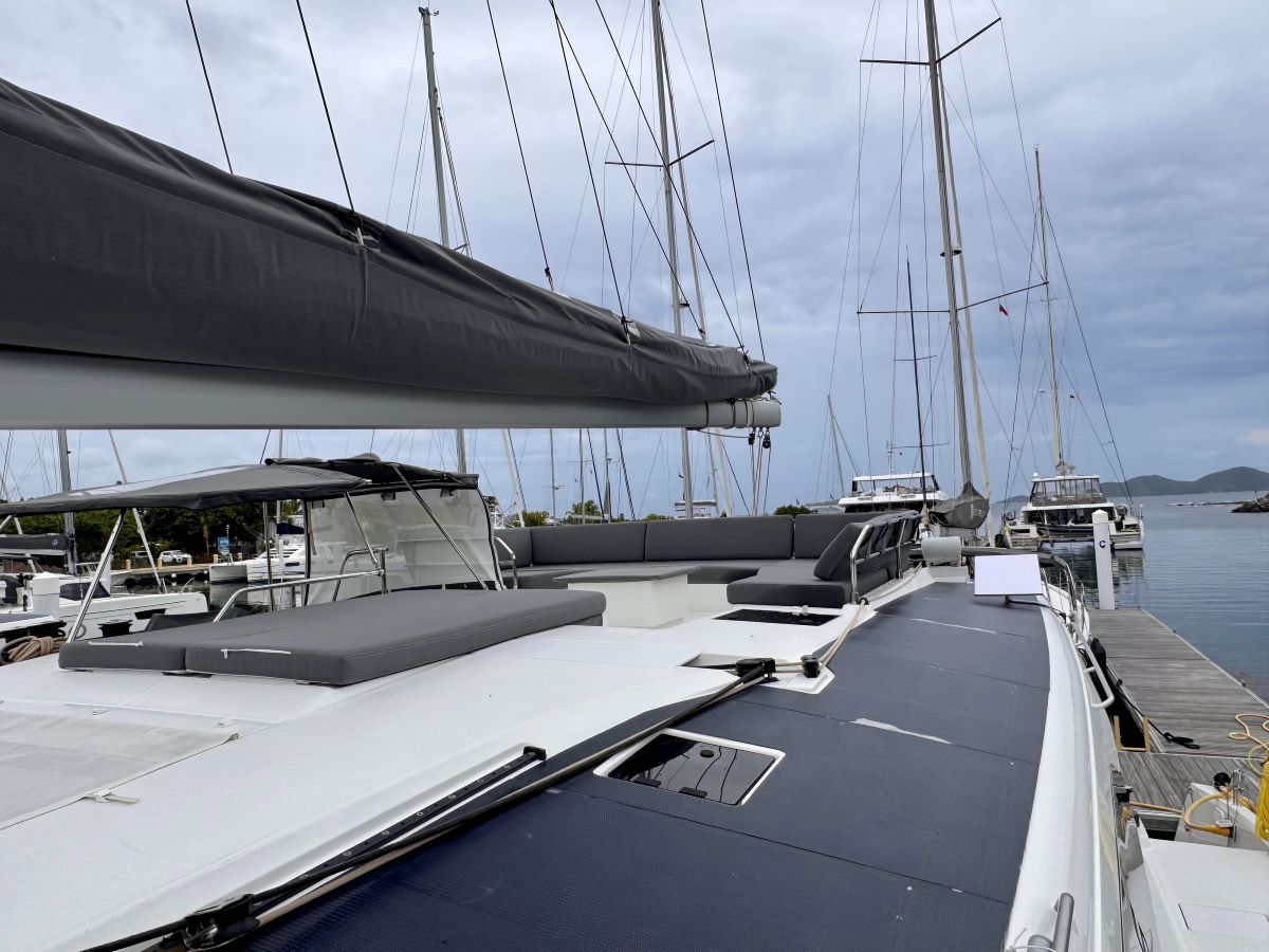 Fountaine Pajot Aura 51 — photo 20