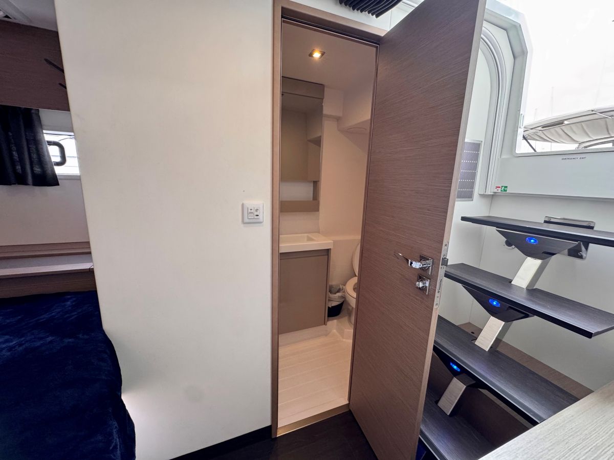 Fountaine Pajot Aura 51 — photo 24