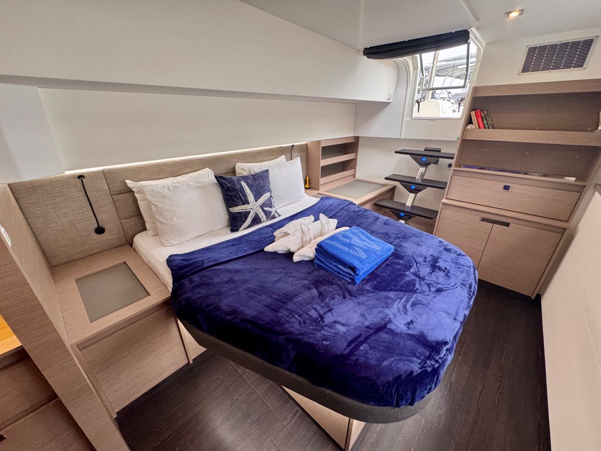Fountaine Pajot Aura 51 — photo 35