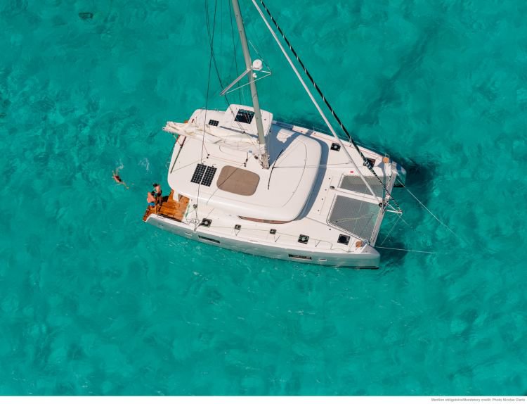 Lagoon 42 - 4 + 2 cab. — photo 4