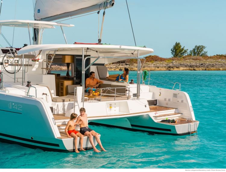 Lagoon 42 - 4 + 2 cab. — photo 9