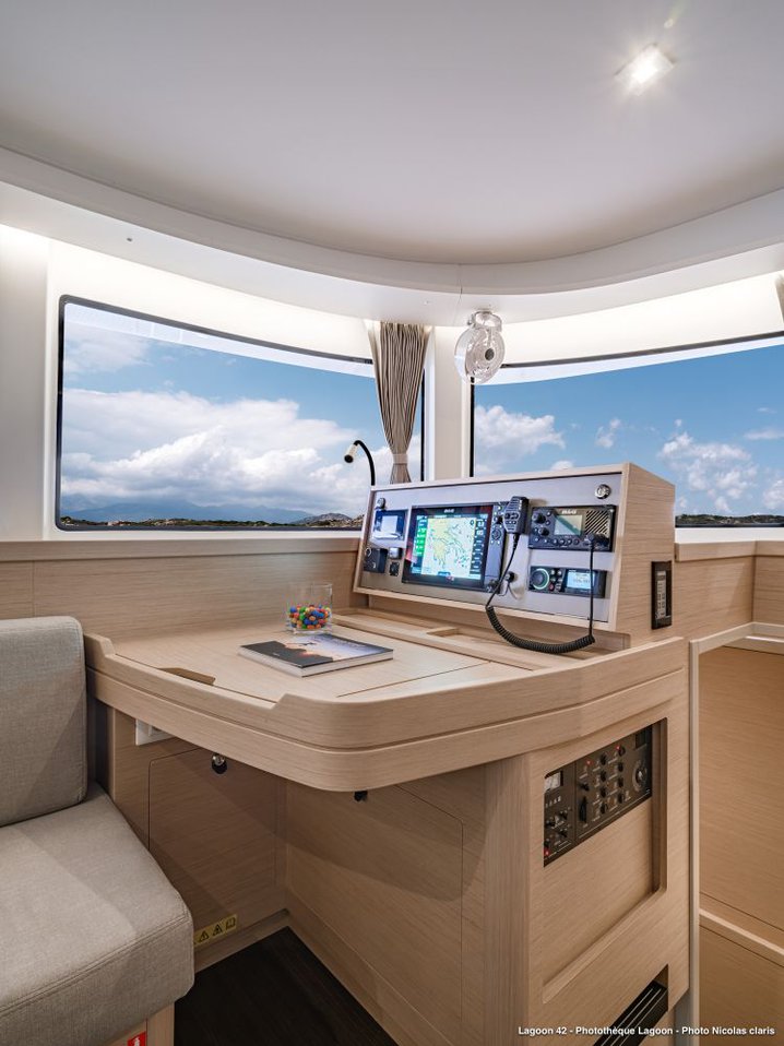 Lagoon 42 - 4 + 2 cab. — photo 19