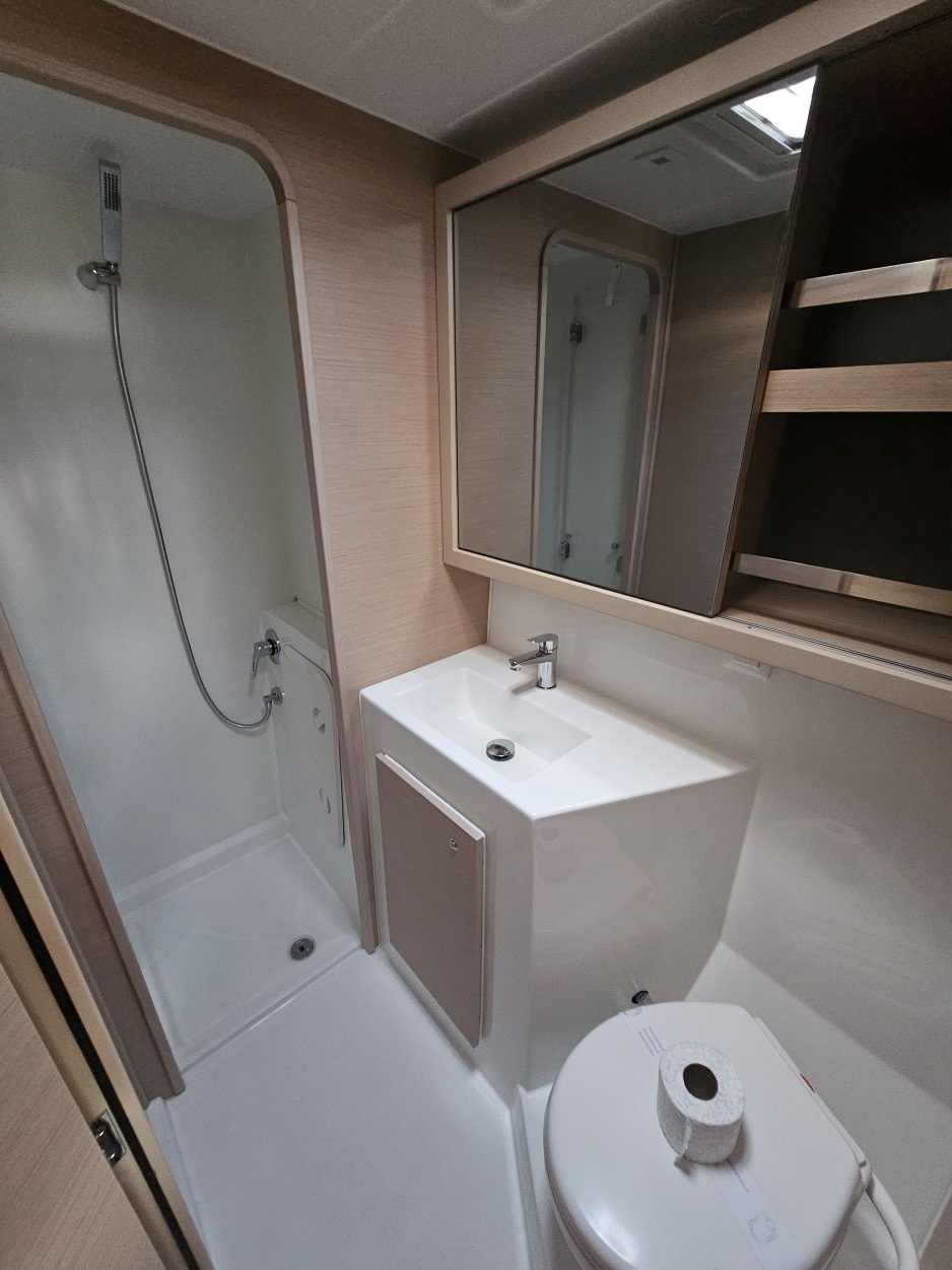Lagoon 42 - 4 + 2 cab. — photo 18