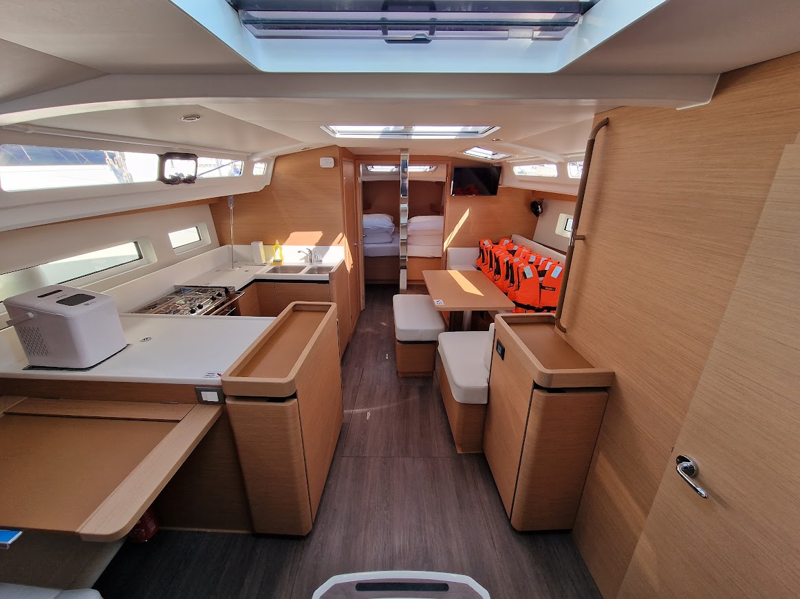 Sun Odyssey 440 - 4 cab. — photo 6
