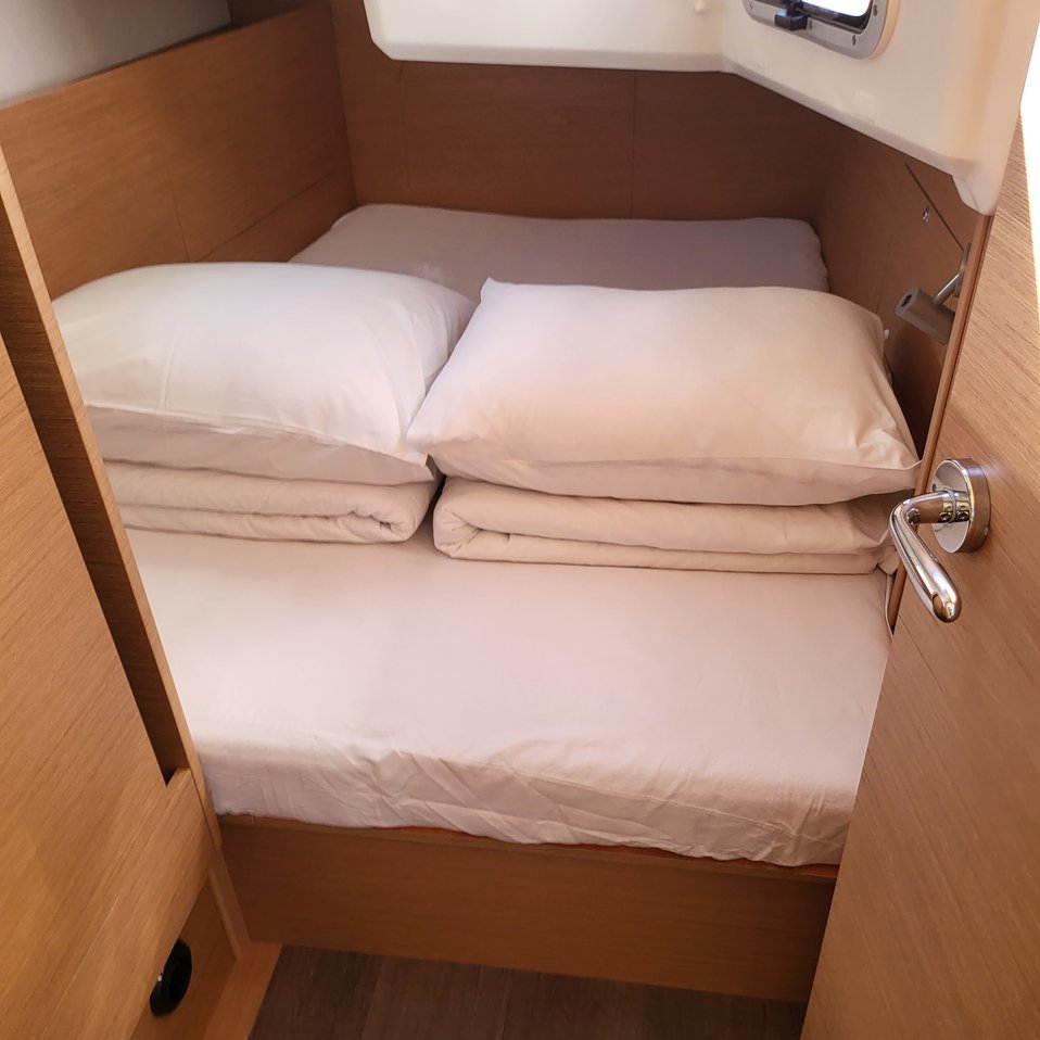 Sun Odyssey 410 - 3 cab. — photo 12