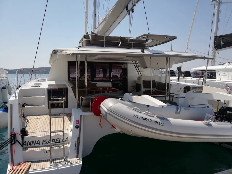 Fountaine Pajot Saba 50 - 6 + 1 cab. — photo 1