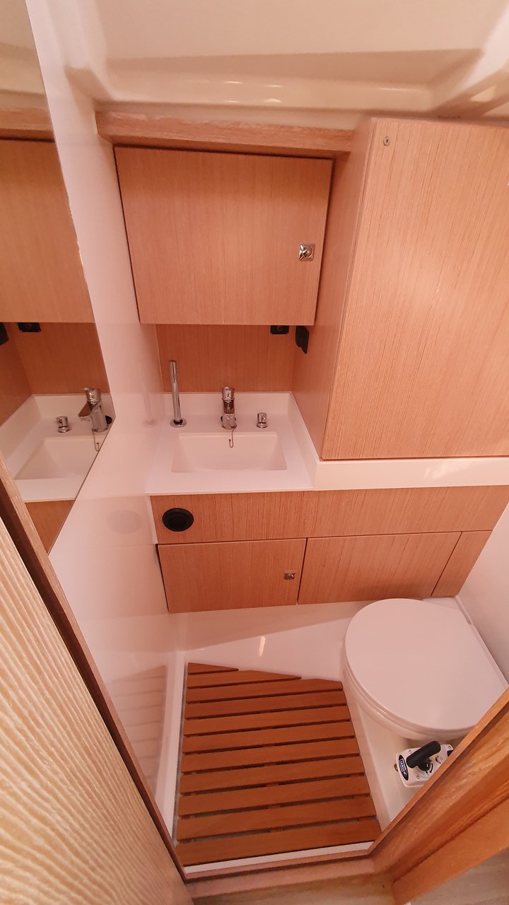 Bavaria C45 Style — photo 18