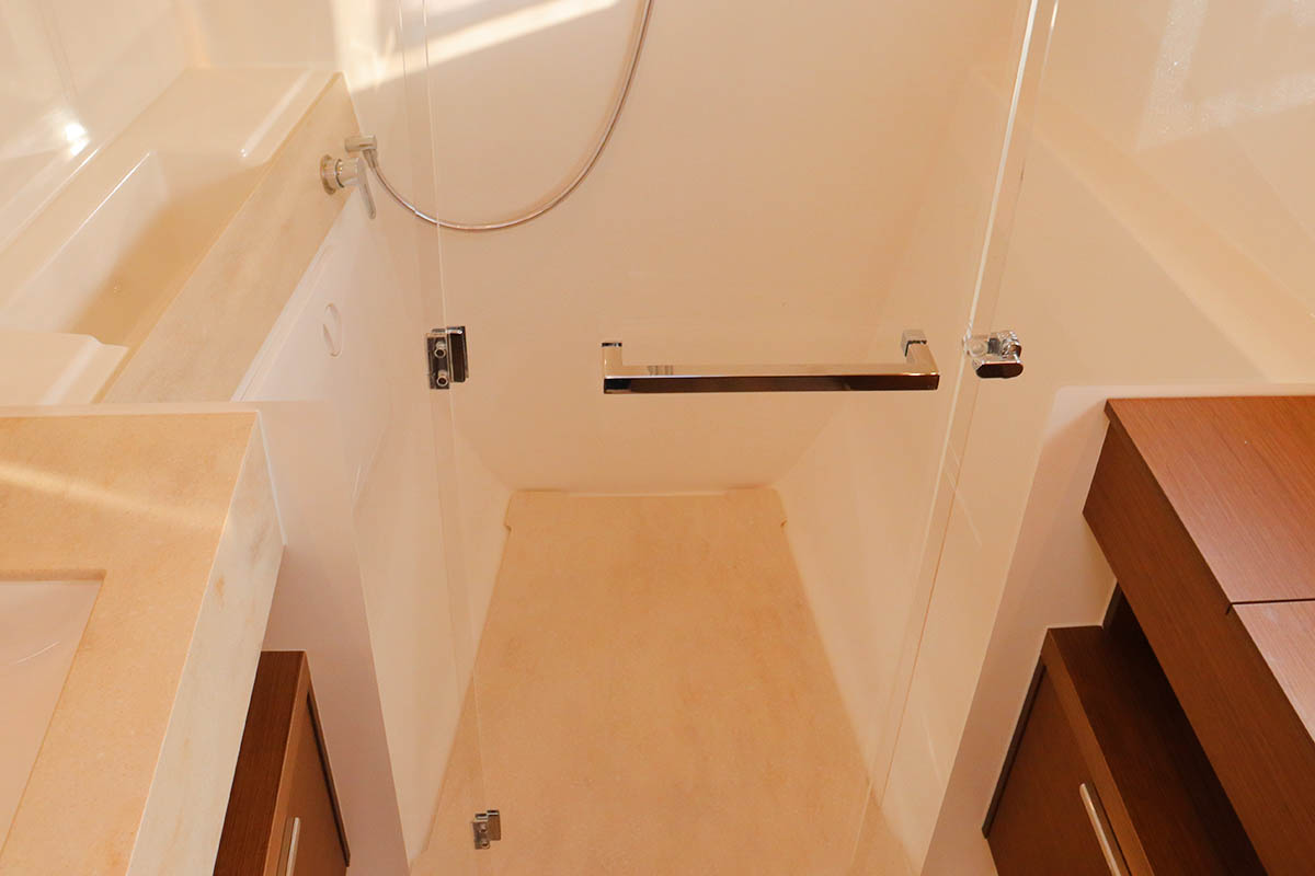 Lagoon 46 OW - 3 cab. — photo 22