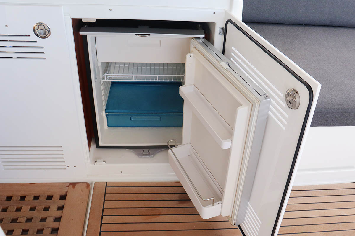 Lagoon 46 OW - 3 cab. — photo 31