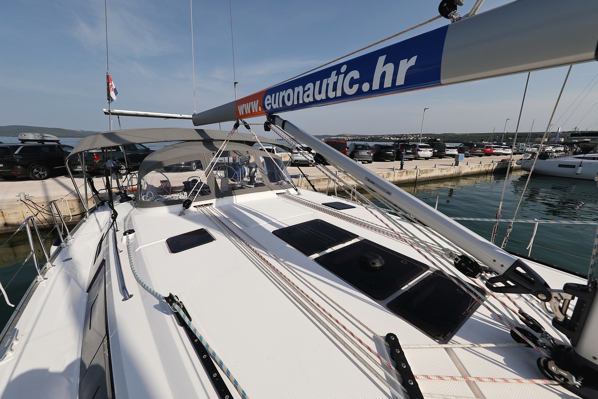 Bavaria Cruiser 46 - 4 cab. — photo 8