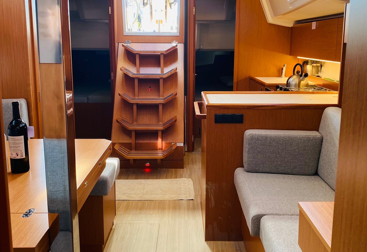 Bavaria C38 — photo 6