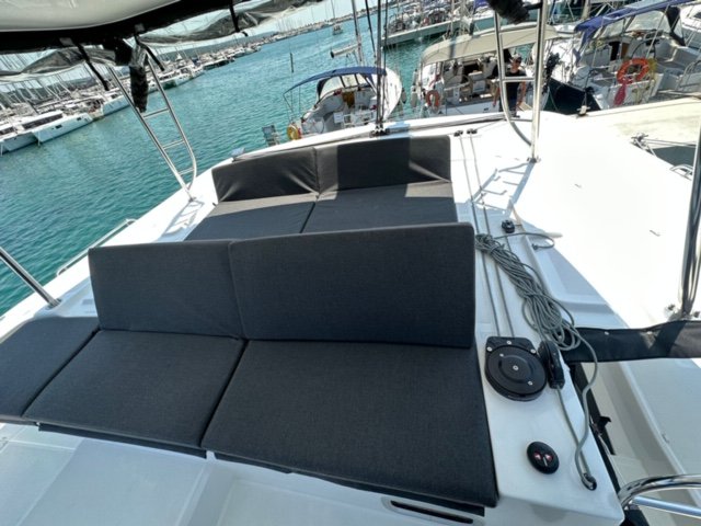Lagoon 46 - 4 + 1 cab. — photo 7