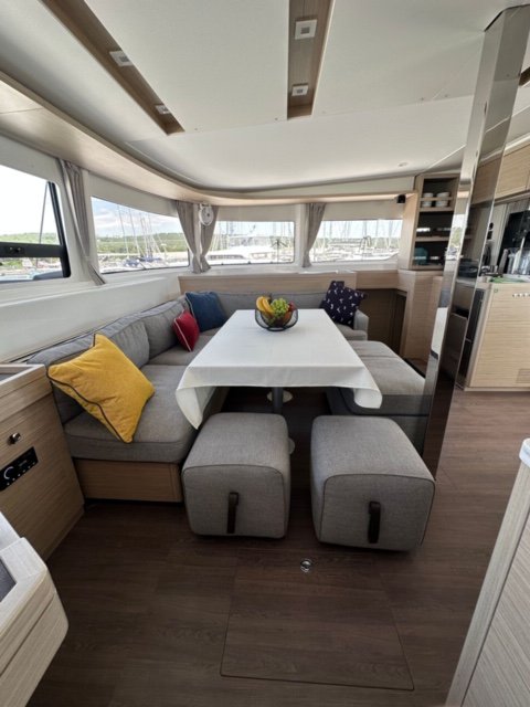 Lagoon 46 - 4 + 1 cab. — photo 18