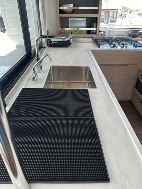 Lagoon 46 - 4 + 1 cab. — photo 21