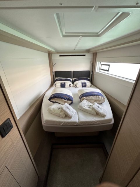 Lagoon 46 - 4 + 1 cab. — photo 25