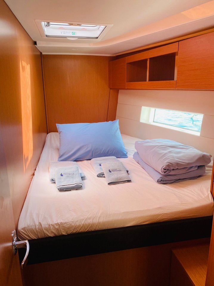 Bavaria C50 - 5 + 1 cab. — photo 9