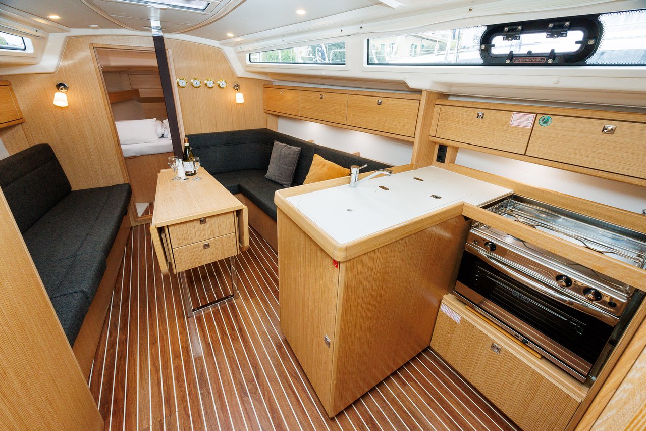 Bavaria Cruiser 34 Style - 3 cab. — photo 6