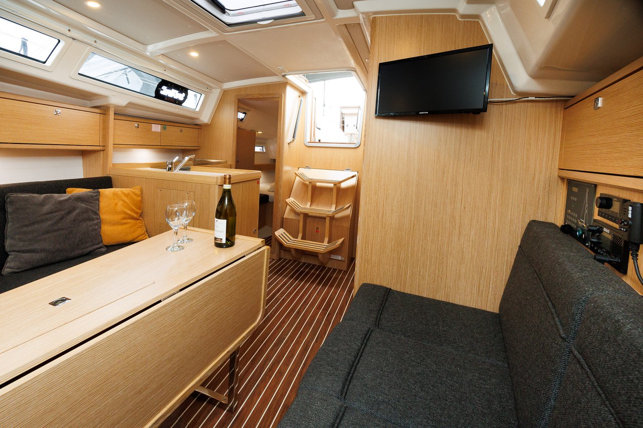 Bavaria Cruiser 34 Style - 3 cab. — photo 10
