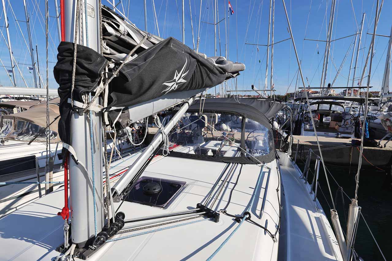 Sun Odyssey 380 Performance - 3 cab. — photo 5