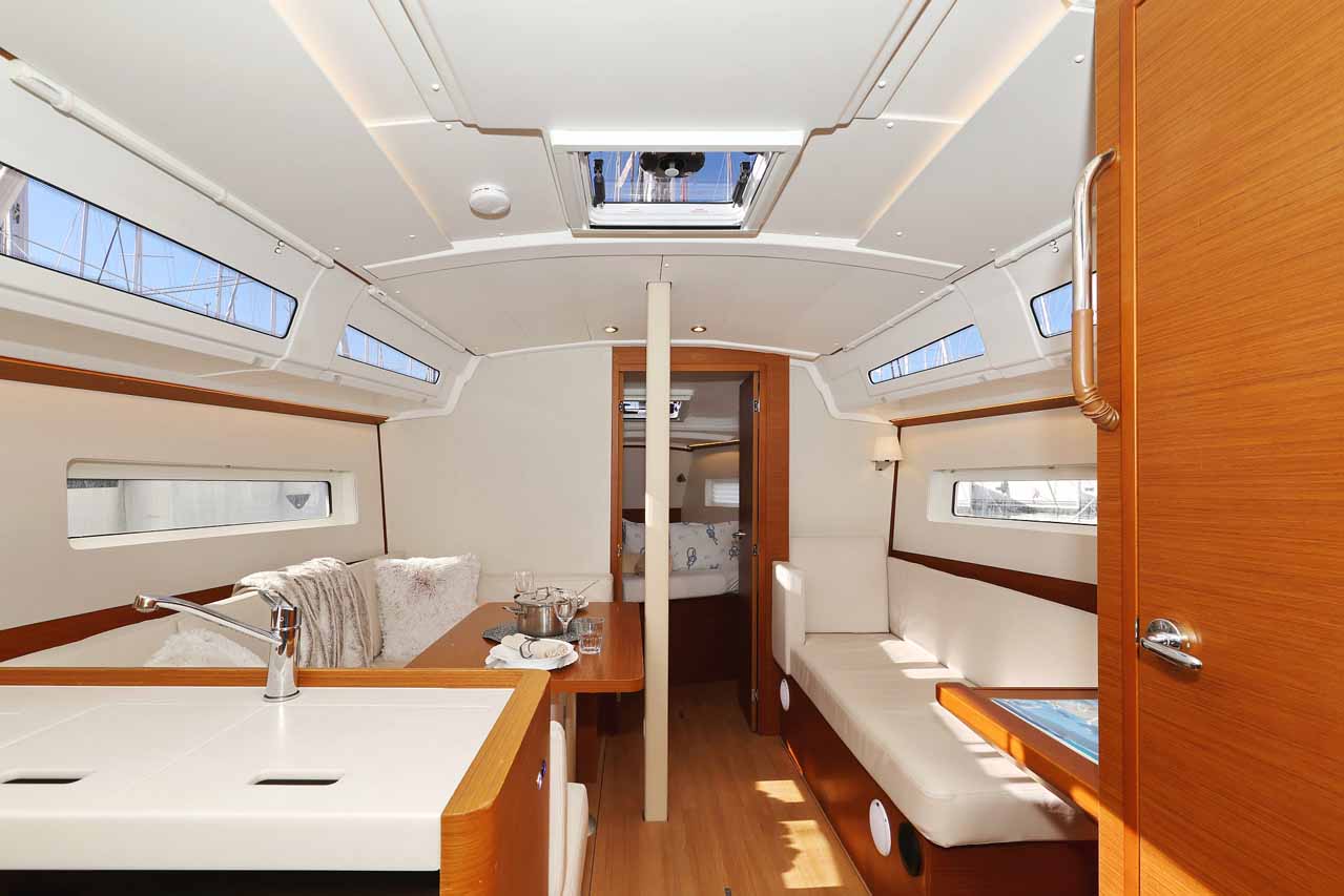 Sun Odyssey 380 Performance - 3 cab. — photo 10