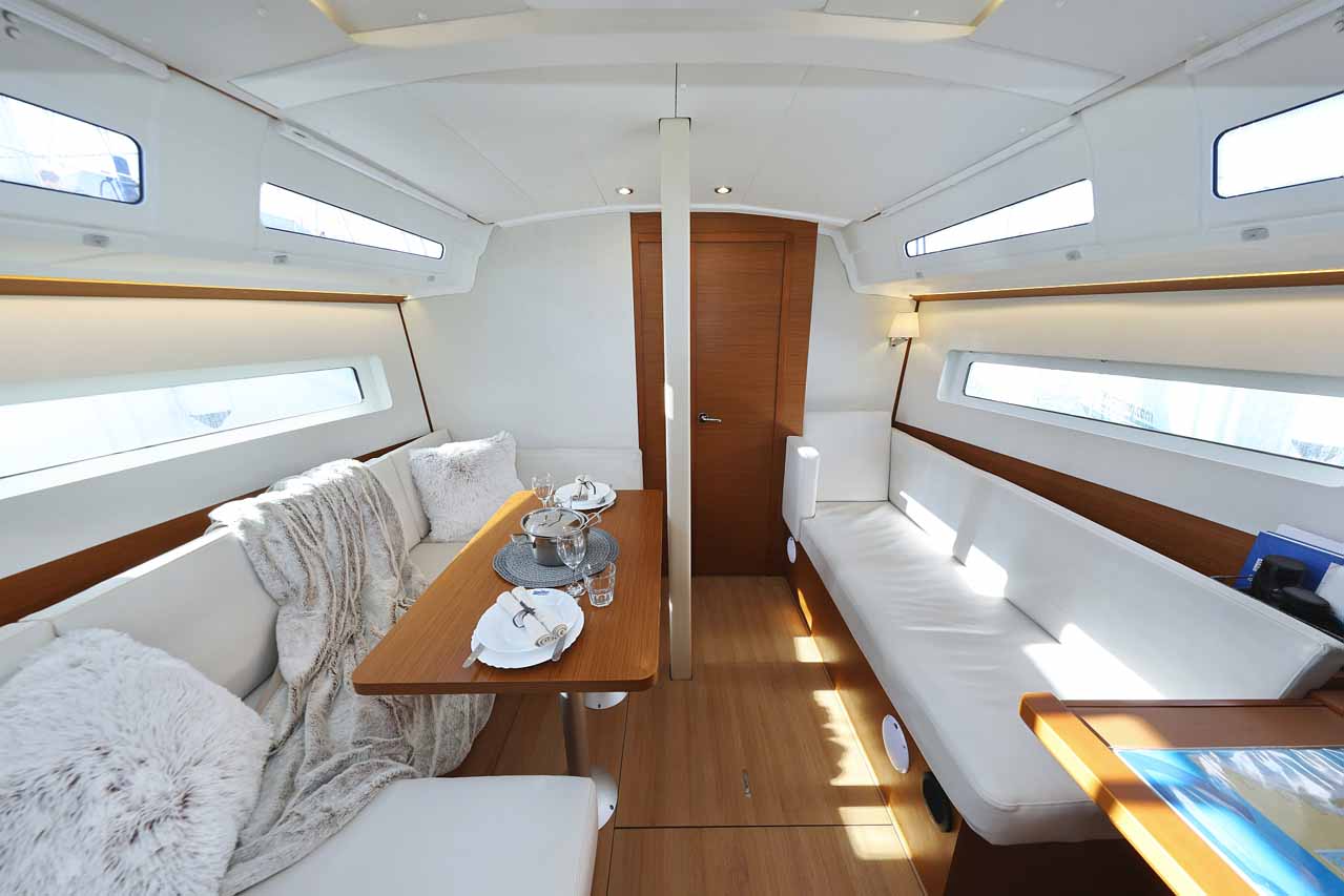 Sun Odyssey 380 Performance - 3 cab. — photo 11