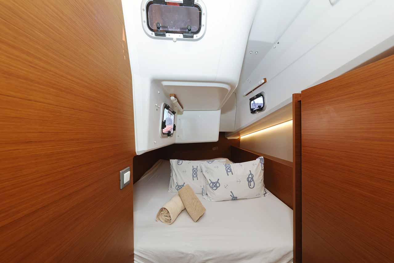 Sun Odyssey 380 Performance - 3 cab. — photo 20