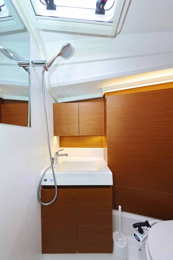 Sun Odyssey 380 Performance - 3 cab. — photo 22