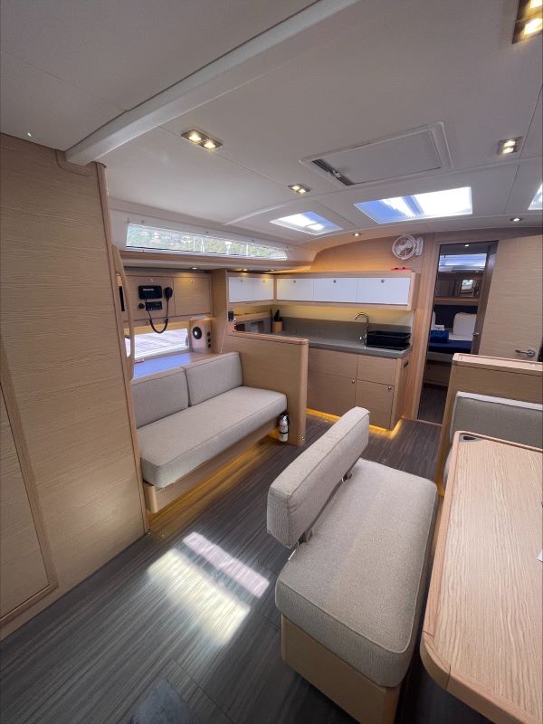 Dufour 470 - 3 cab. — photo 6