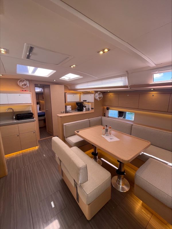 Dufour 470 - 3 cab. — photo 7