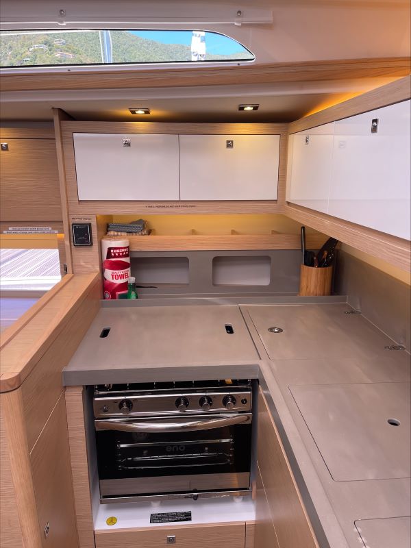 Dufour 470 - 3 cab. — photo 9