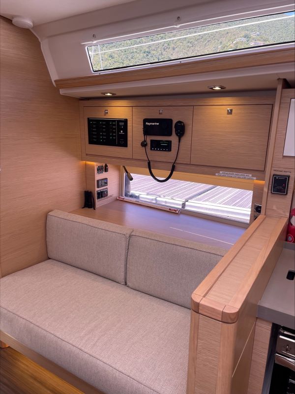 Dufour 470 - 3 cab. — photo 10