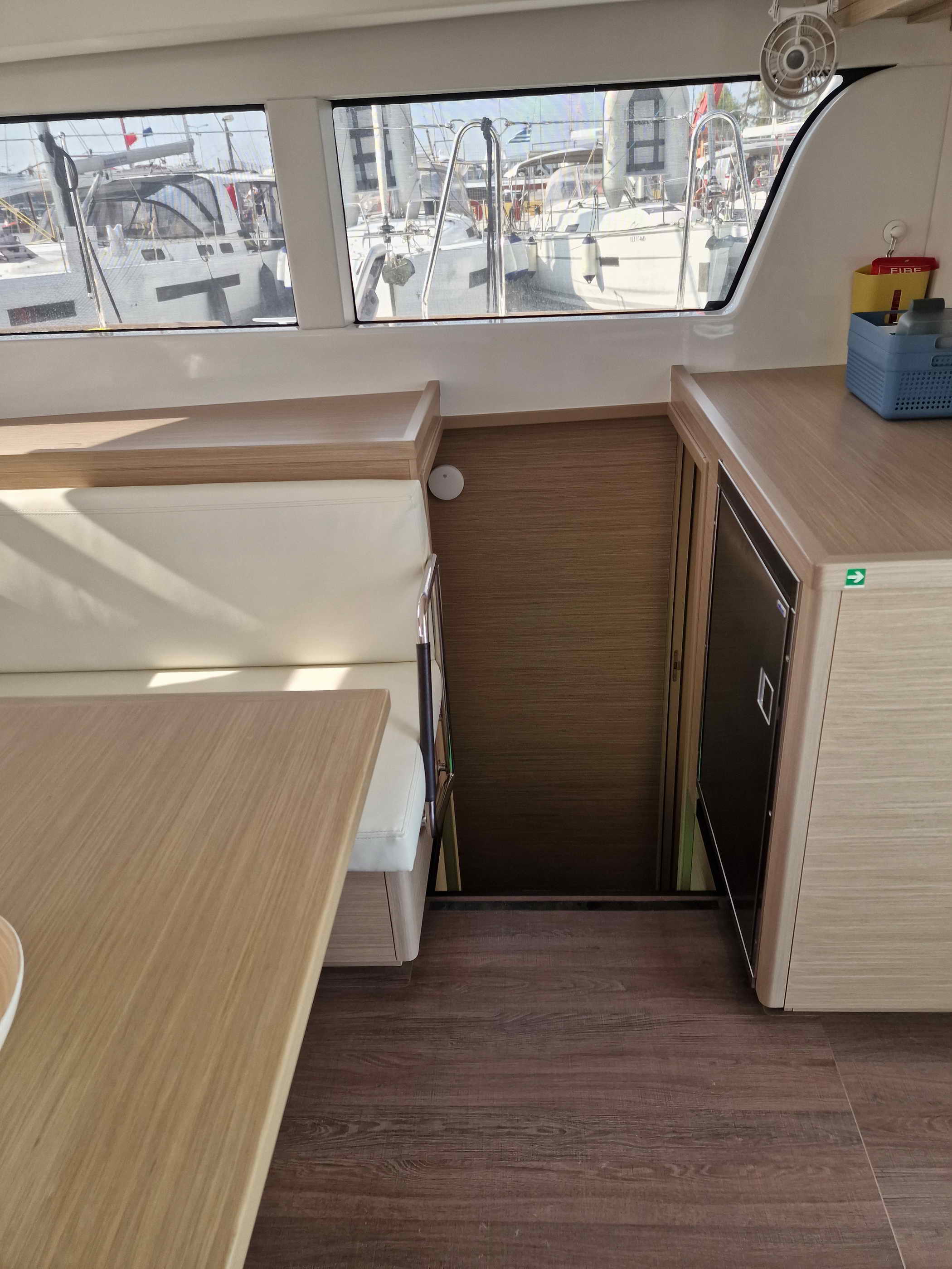 Lagoon 40 - 4 cab. — photo 19