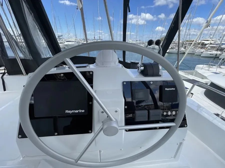 Bali 4.8 - 6 cab. — photo 10