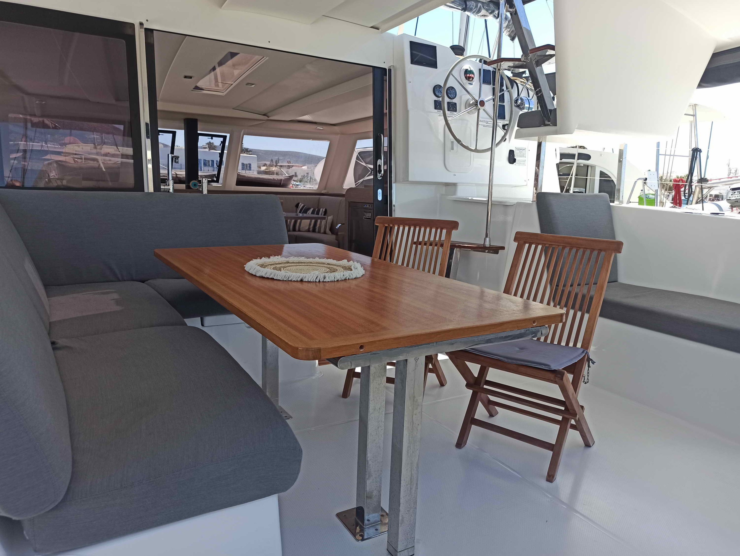 Fountaine Pajot Isla 40 - 4 + 1 cab. — photo 5