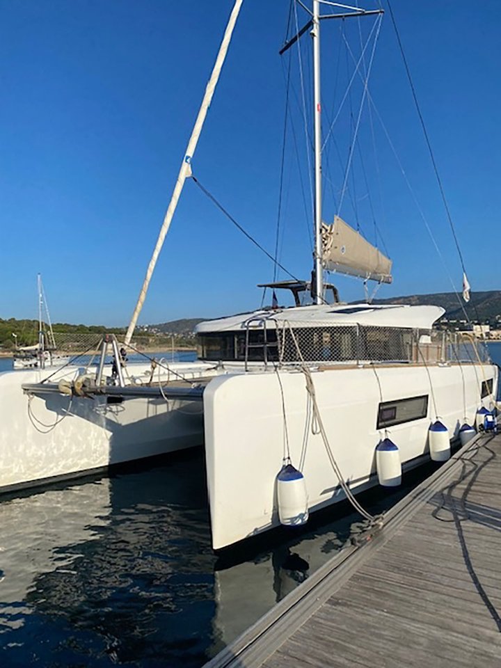 Lagoon 40 - 4 + 2 cab — photo 7