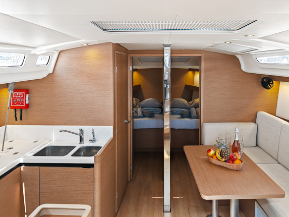 Sun Odyssey 440 - 4 cab. — photo 6