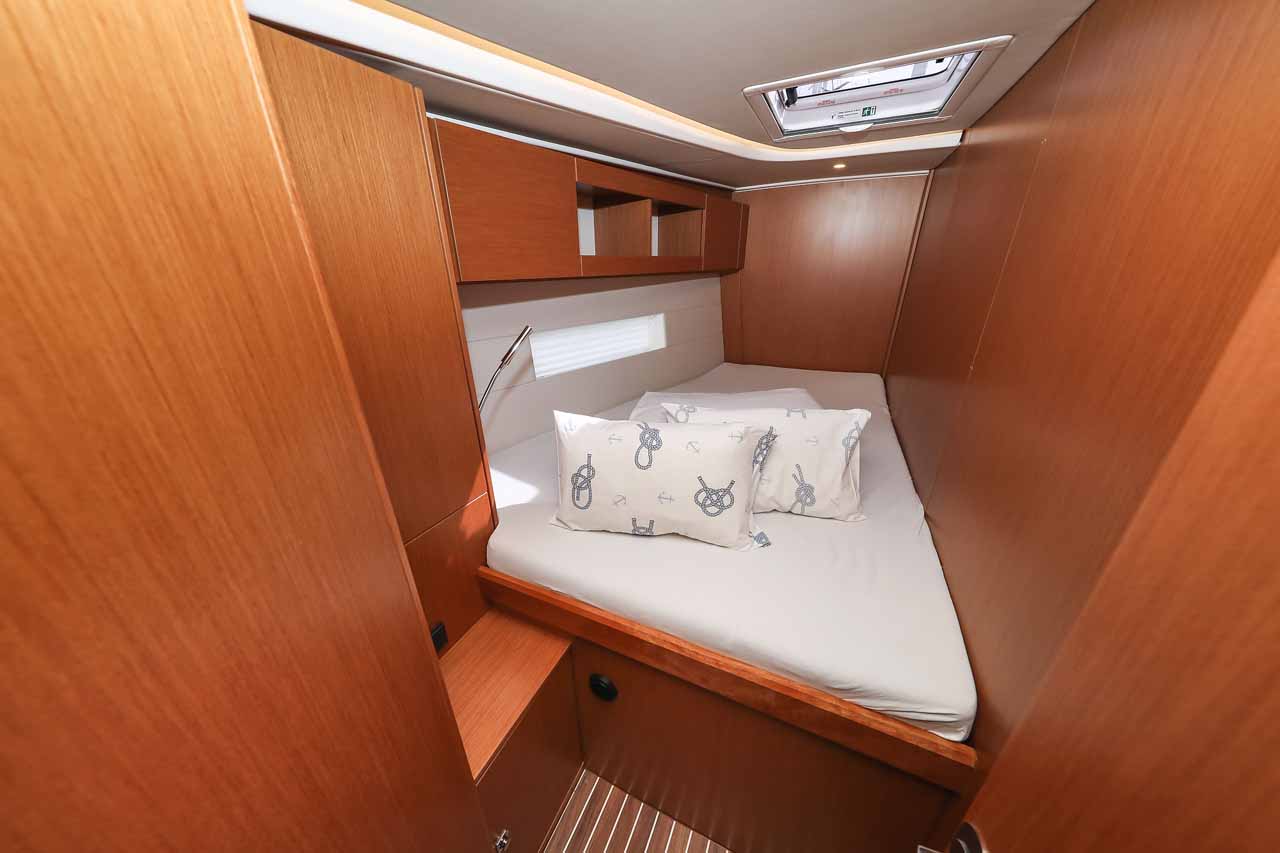 Bavaria C50 Holiday - 5 + 1 cab. — photo 21