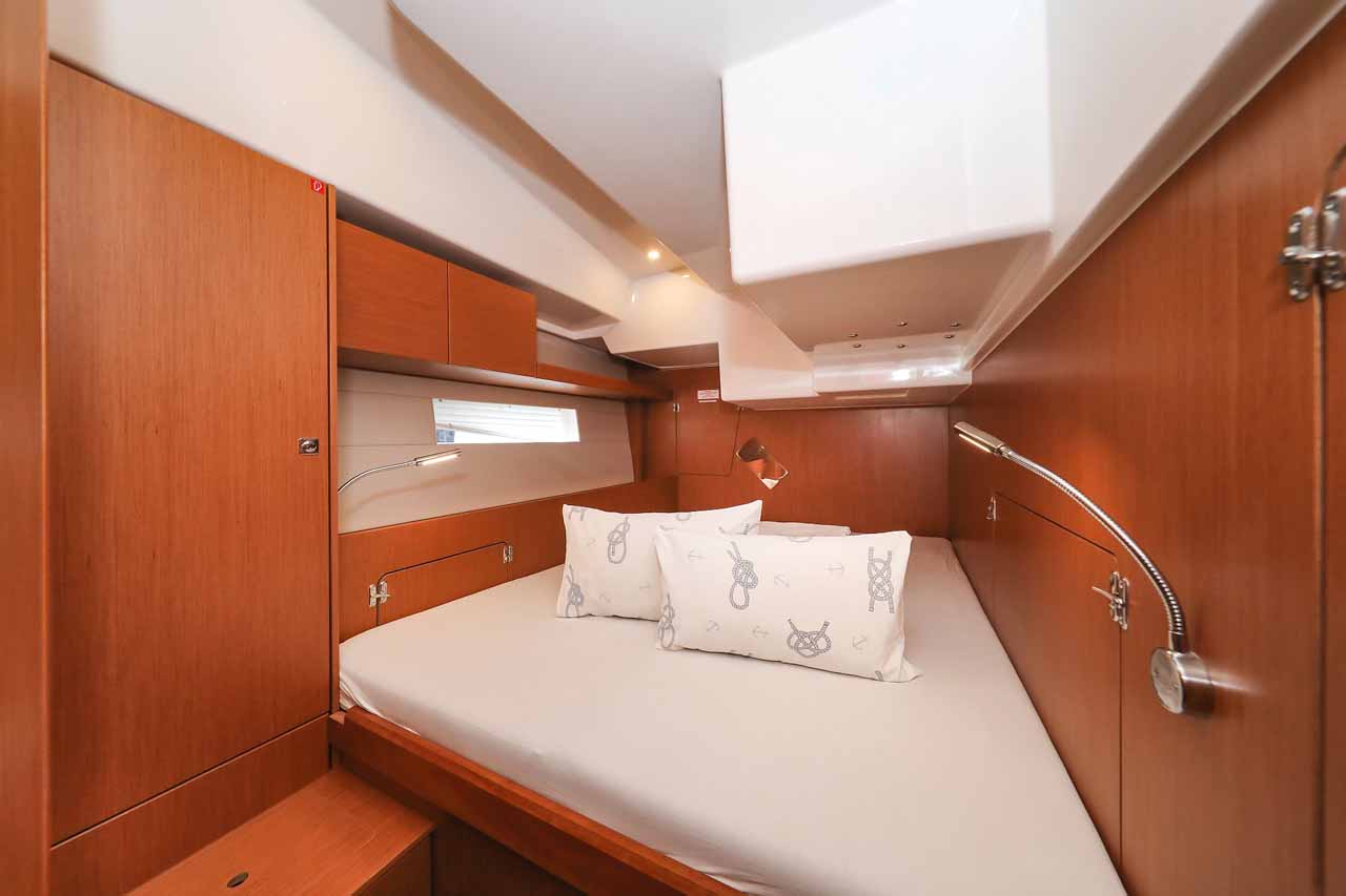 Bavaria C50 Holiday - 5 + 1 cab. — photo 23