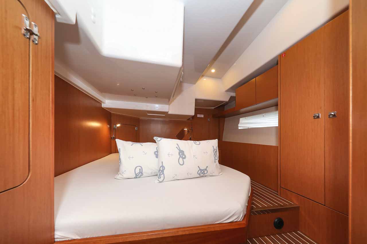 Bavaria C50 Holiday - 5 + 1 cab. — photo 25