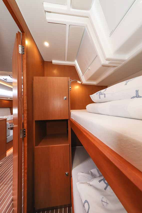 Bavaria C50 Holiday - 5 + 1 cab. — photo 27