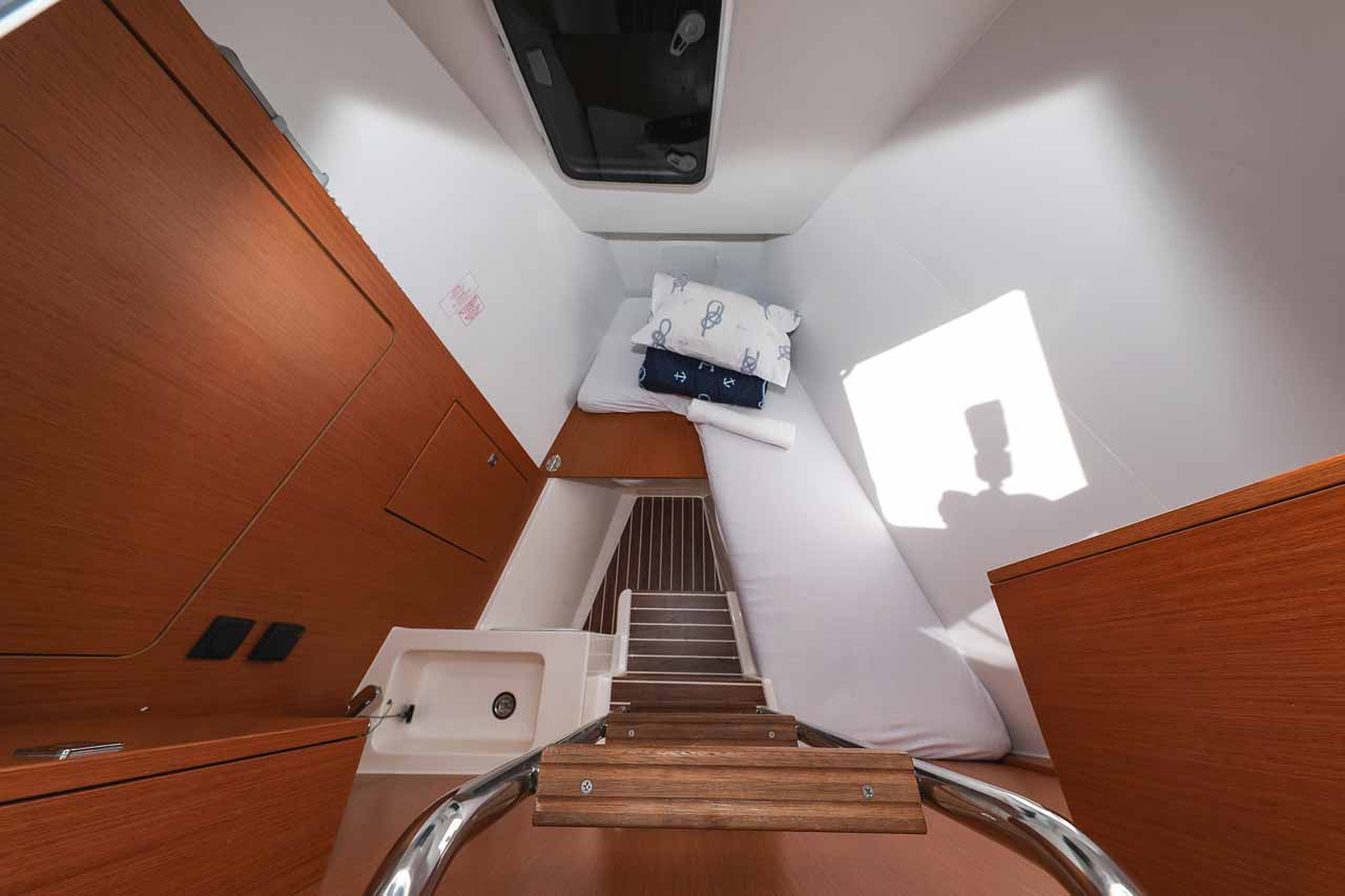 Bavaria C50 Holiday - 5 + 1 cab. — photo 17