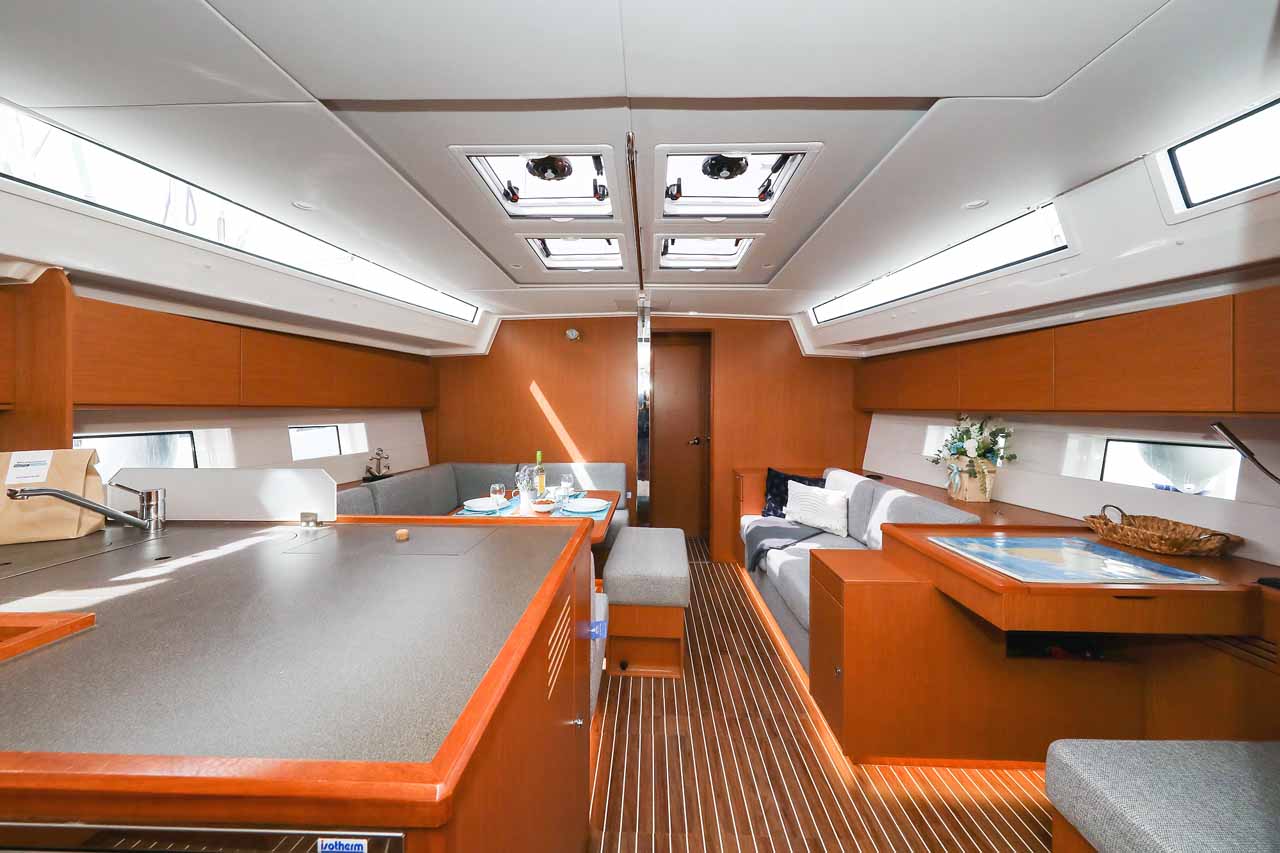 Bavaria C50 Holiday - 5 + 1 cab. — photo 23