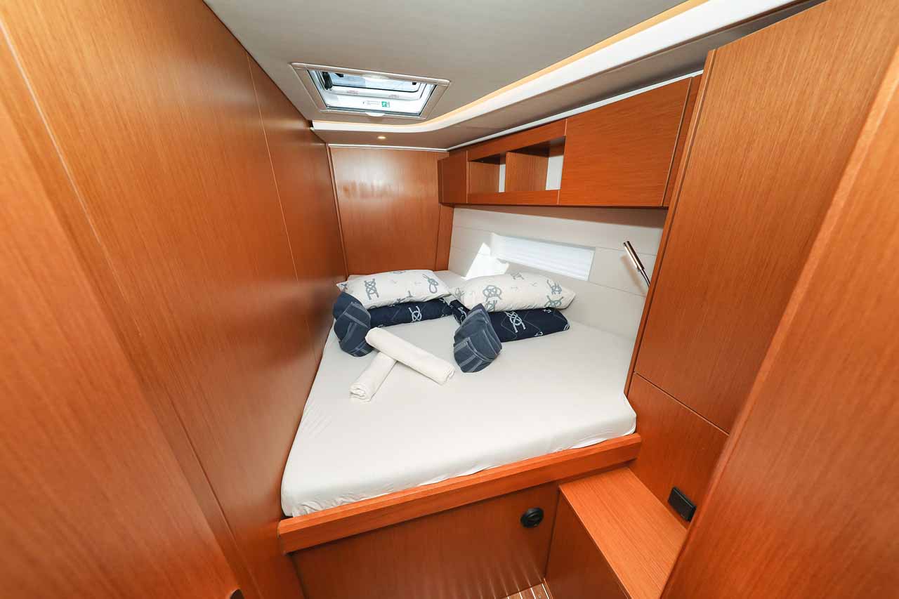 Bavaria C50 Holiday - 5 + 1 cab. — photo 3