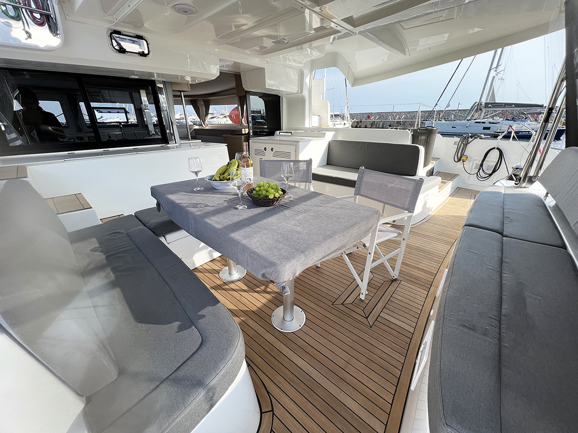Lagoon 46 - 4 + 2 cab. — photo 13