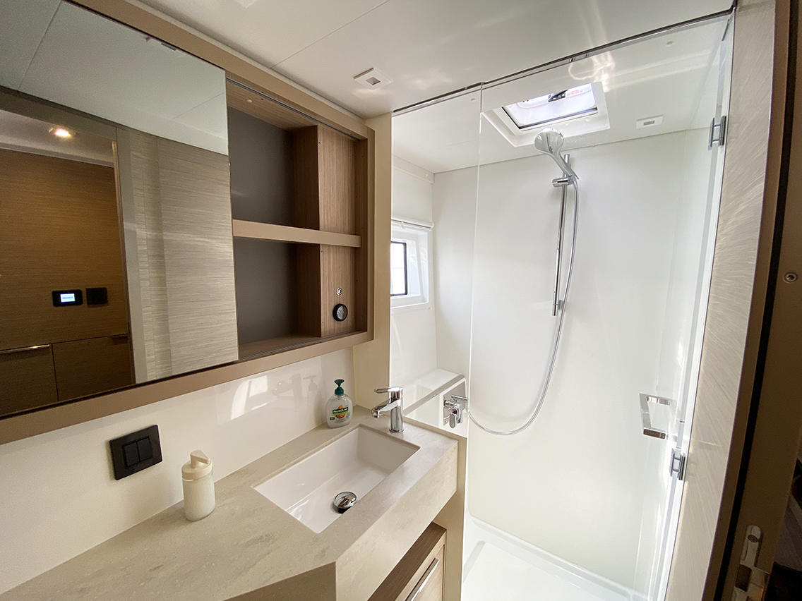 Lagoon 46 - 4 + 2 cab. — photo 22