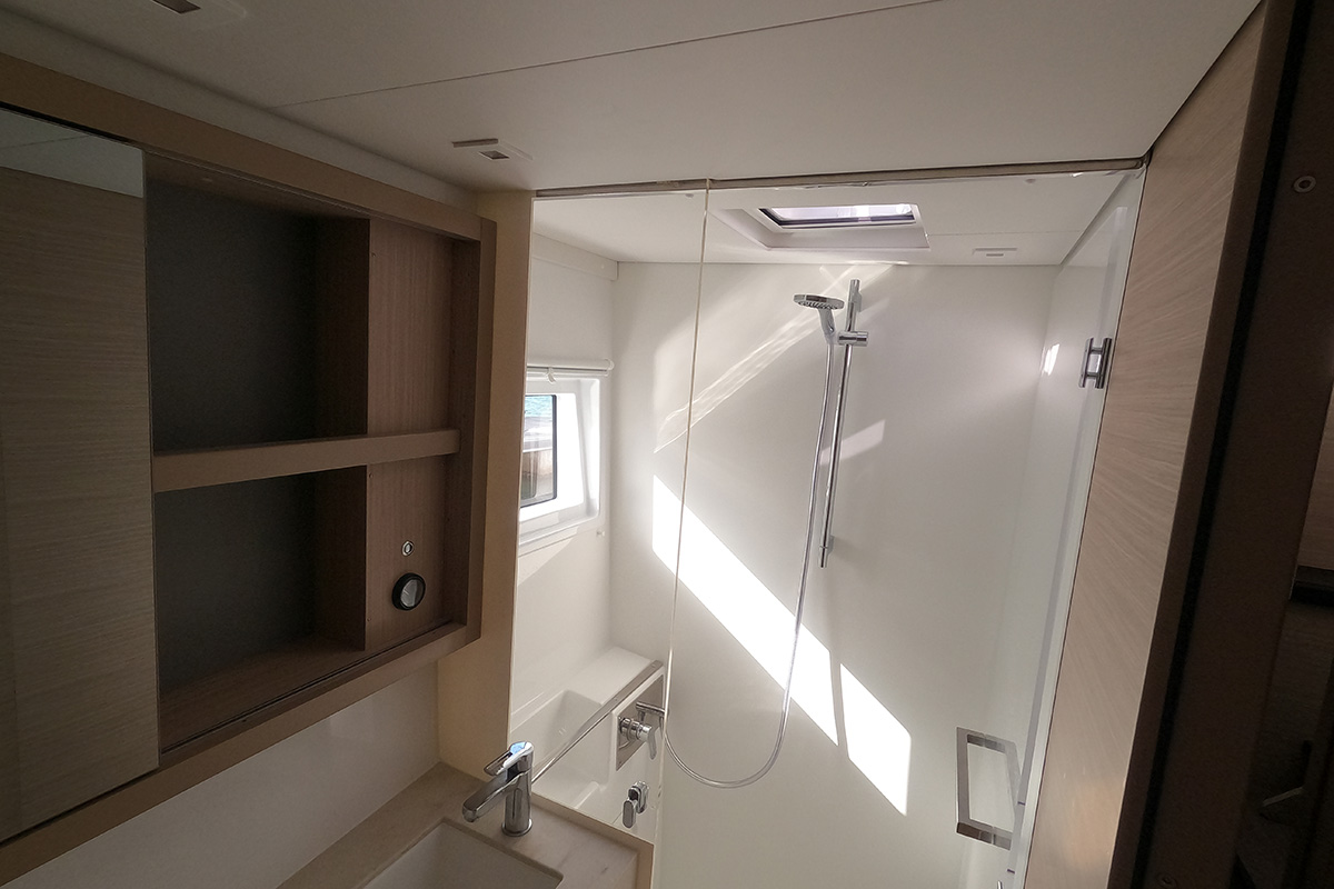 Lagoon 46 - 4 + 2 cab. — photo 30